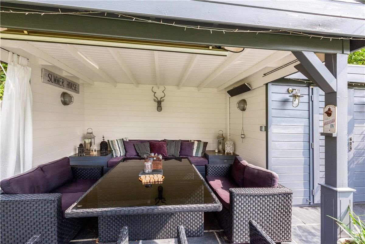 house for sale in Bramley Corner, Bramley, Tadley, Hampshire, RG26