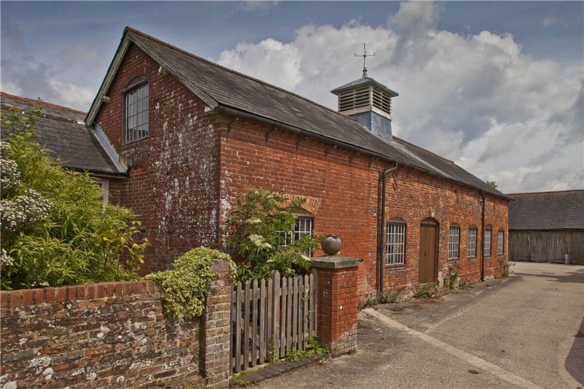 house for sale in Tangier Park, Wootton St. Lawrence, Hampshire, RG23