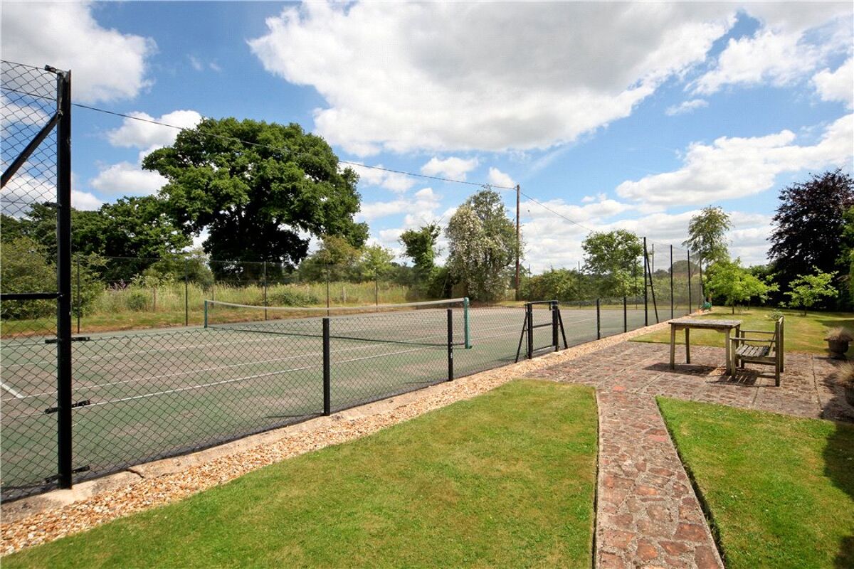 house for sale in Mill Lane, Hartley Wespall, Hook, Hampshire, RG27