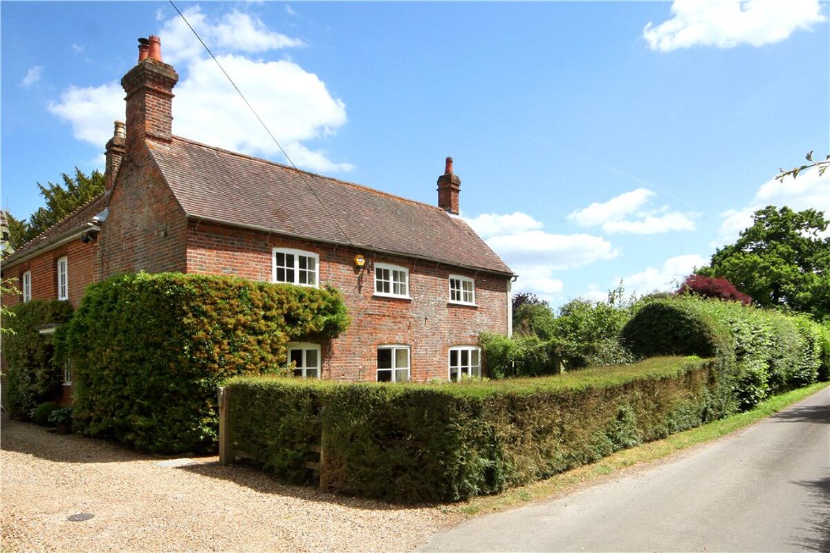 house for sale in Mill Lane, Hartley Wespall, Hook, Hampshire, RG27