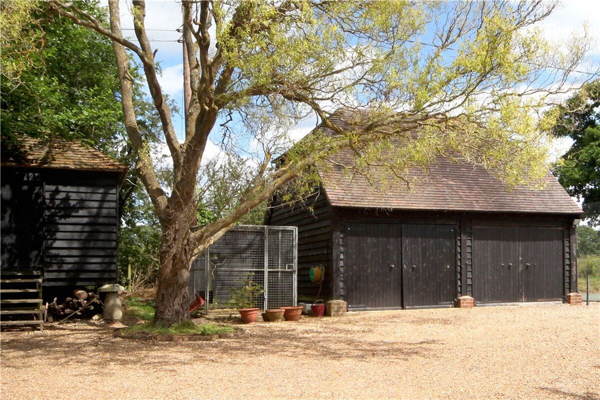 house for sale in Mill Lane, Hartley Wespall, Hook, Hampshire, RG27