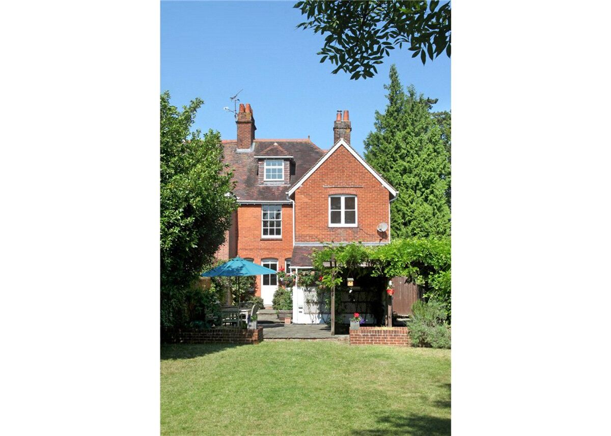 house for sale in Cliddesden Road, Basingstoke, Hampshire, RG21 BSK110184 Knight Frank