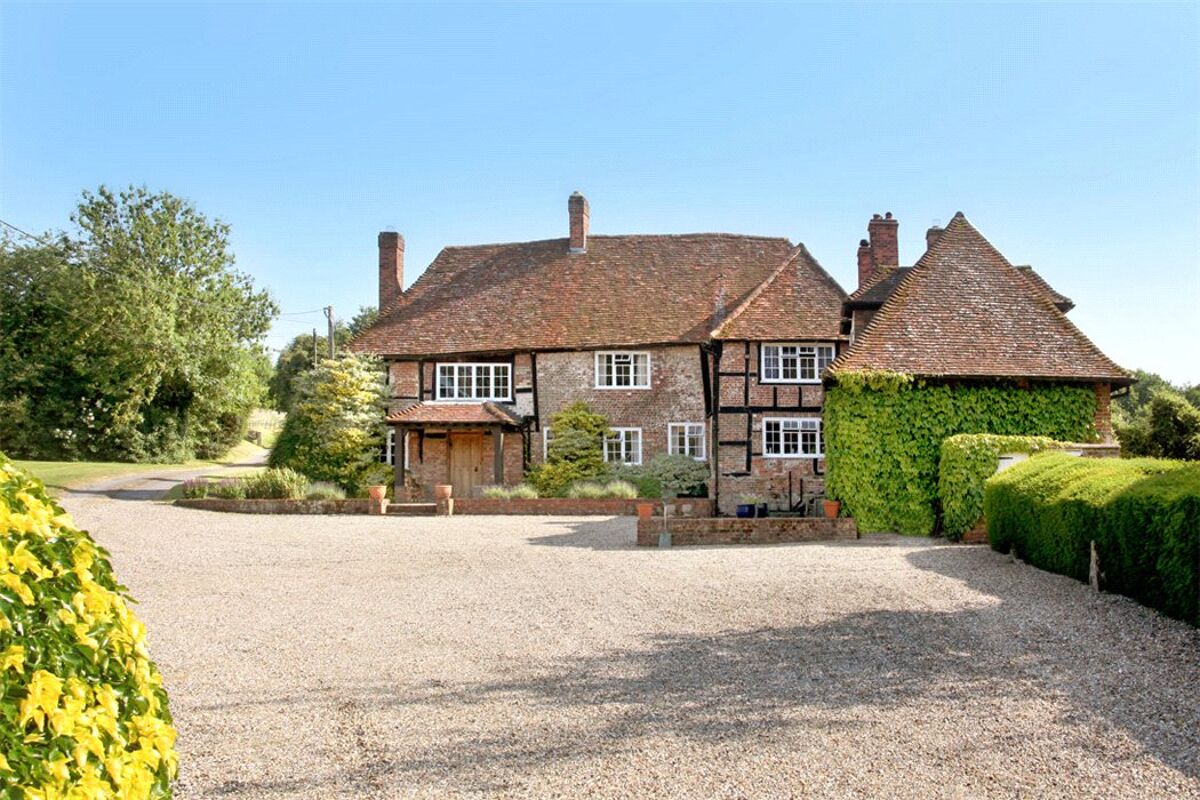 house for sale in Ecchinswell Road, Kingsclere, Newbury, Hampshire