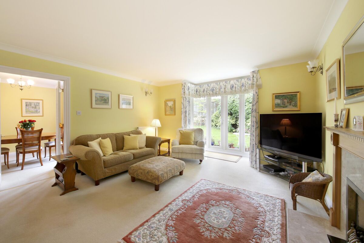 bungalow for sale in Highfields, Overton, Basingstoke, Hampshire, RG25