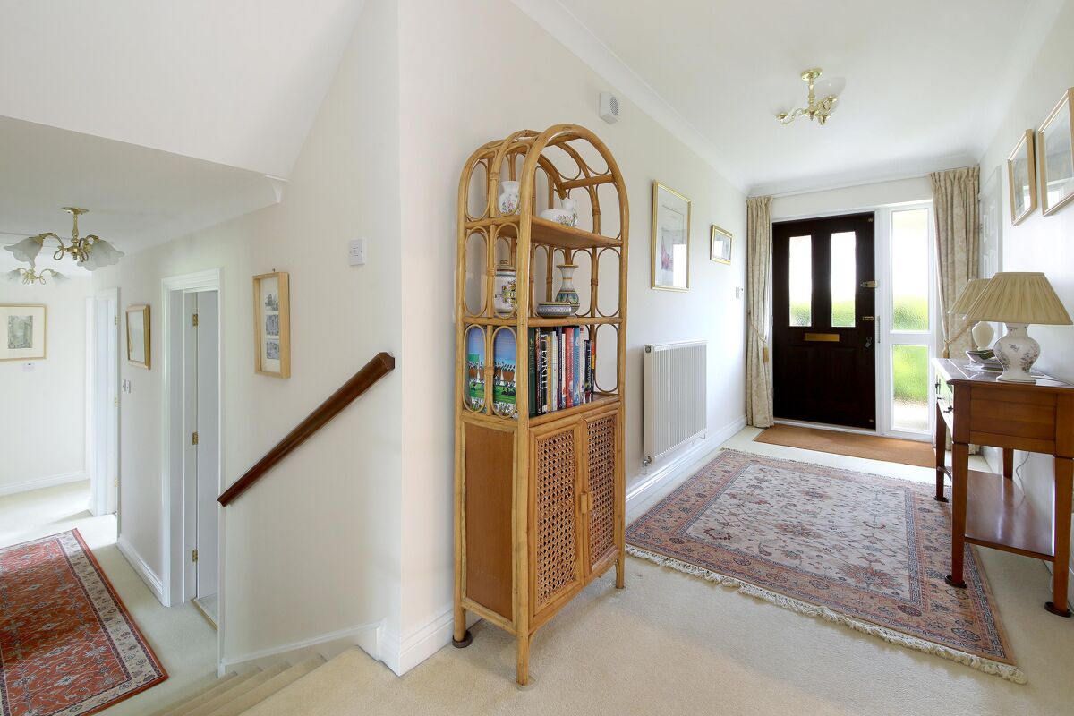 bungalow for sale in Highfields, Overton, Basingstoke, Hampshire, RG25