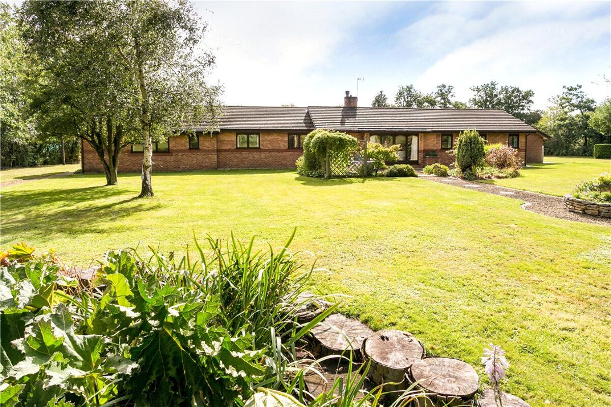 bungalow for sale in Lower Sandhurst Road, Finchampstead, Wokingham
