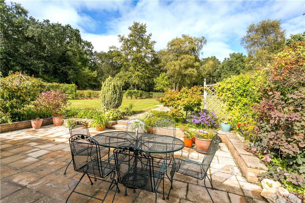 bungalow for sale in Lower Sandhurst Road, Finchampstead, Wokingham