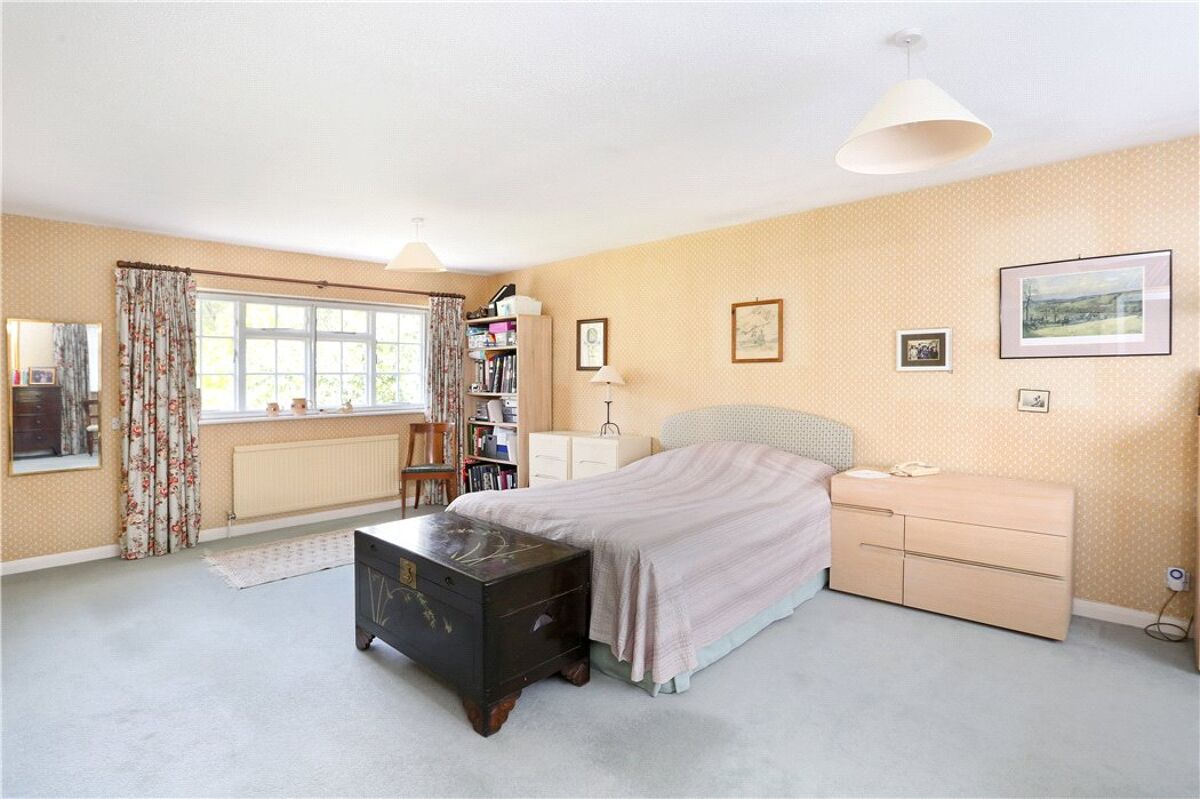 house for sale in Paddock Fields, Old Basing, Basingstoke, Hampshire