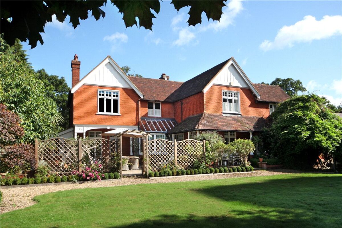 house for sale in London Road, Hartley Wintney, Hampshire, RG27