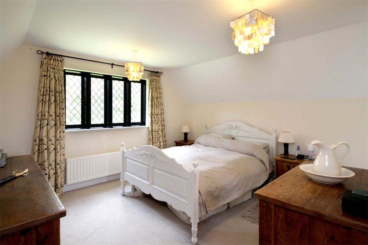 house for sale in Hartley Wespall, Hook Hampshire RG27 BSK150200