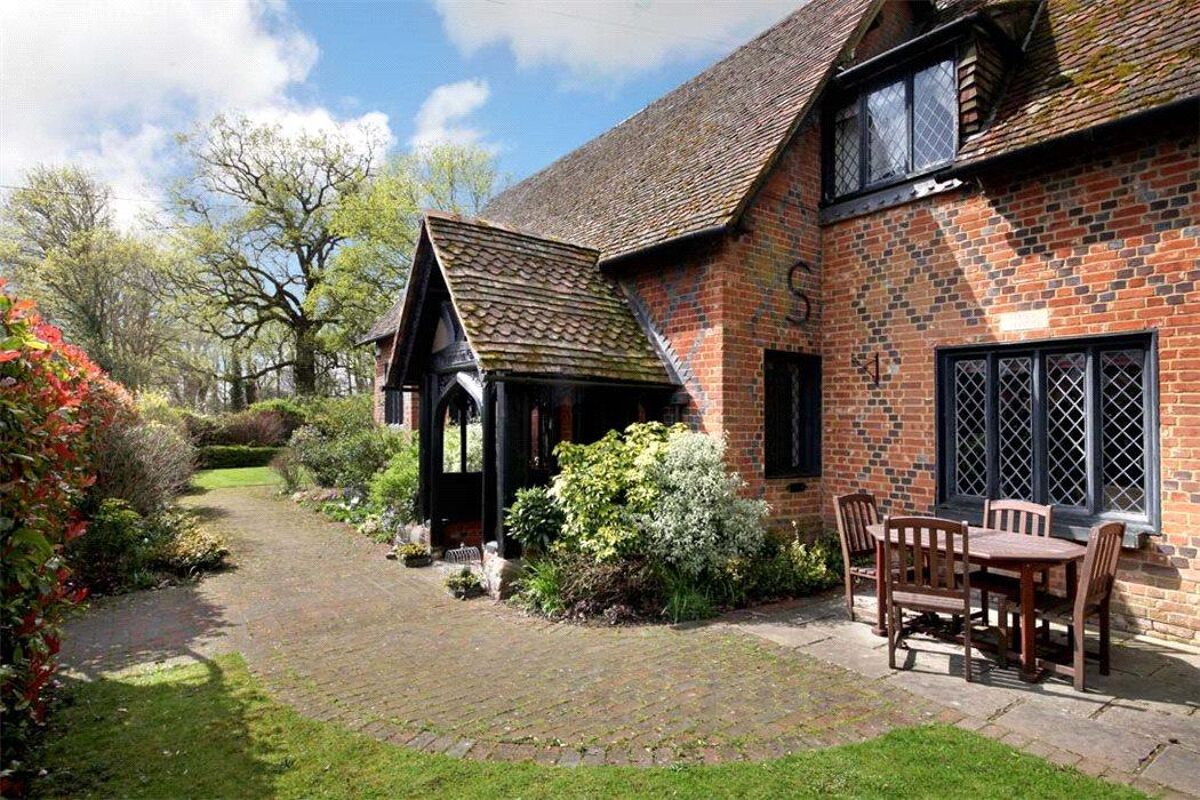 house for sale in Hartley Wespall, Hook Hampshire RG27 BSK150200