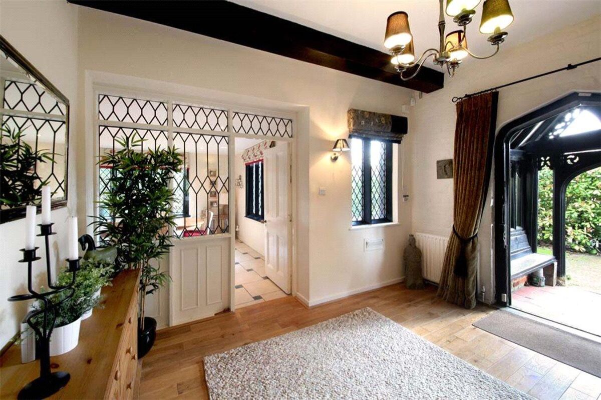 house for sale in Hartley Wespall, Hook Hampshire RG27 BSK150200