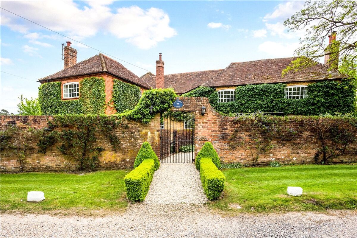 house for sale in Ox Drove, Burghclere, Newbury, Hampshire, RG20