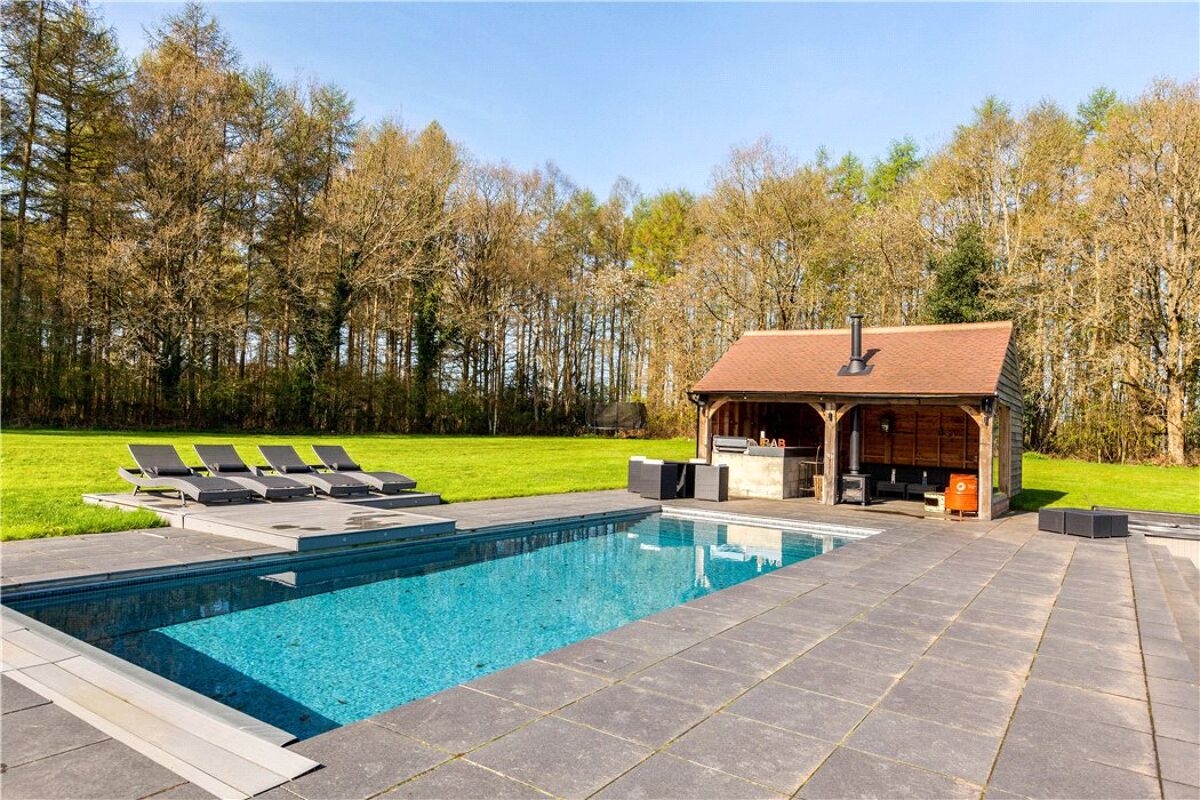 house for sale in Wolverton Common, Tadley, Hampshire, RG26 BSK170076