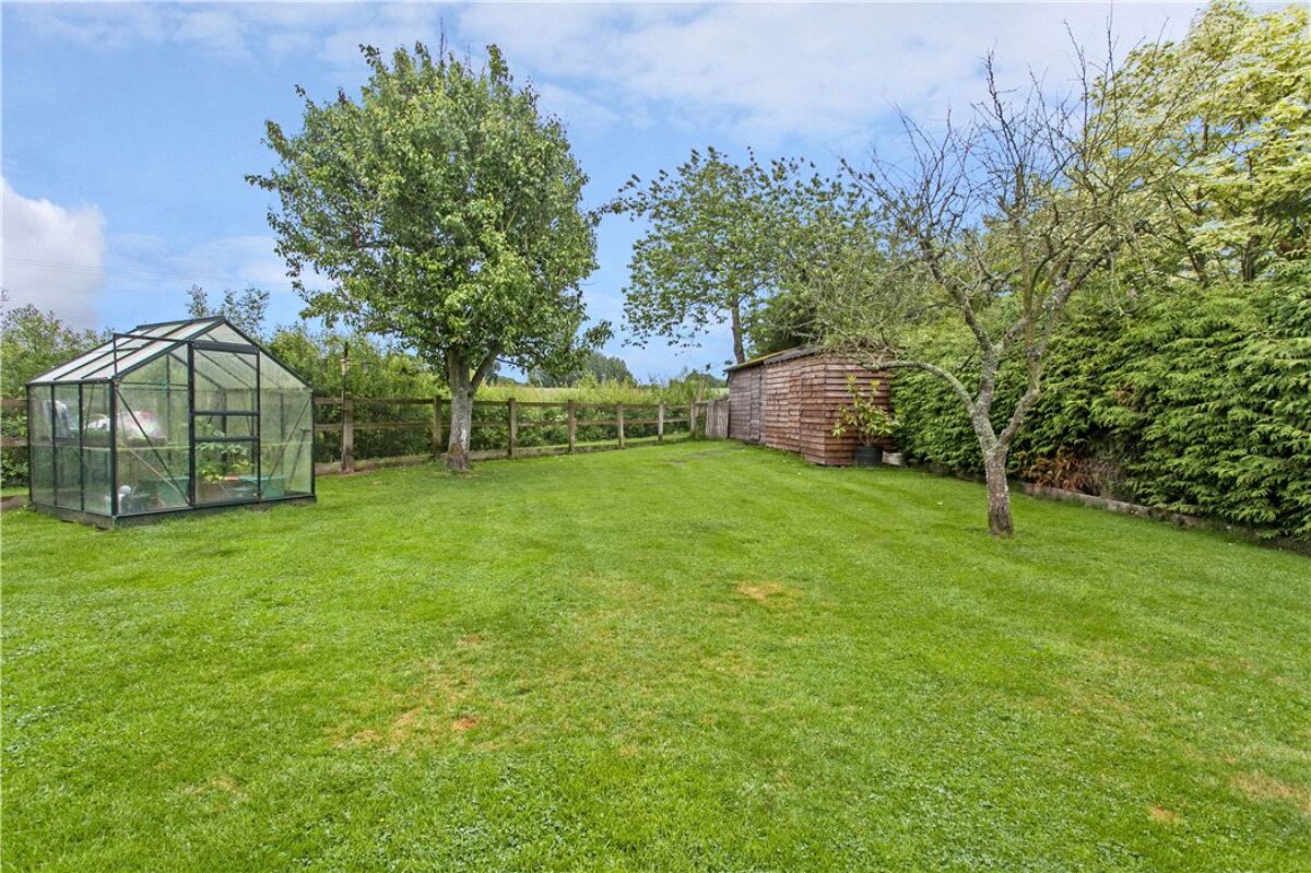 house for sale in Stoney Heath, Ramsdell, Tadley, Hampshire, RG26