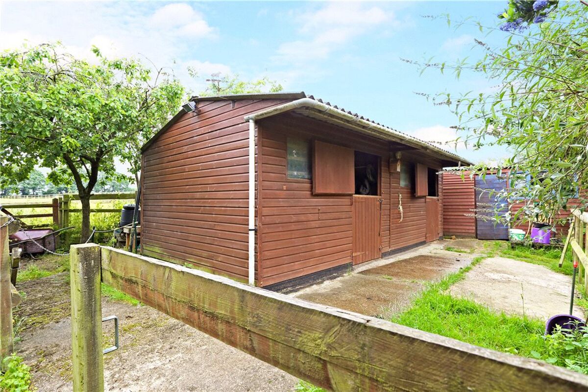 house for sale in New Road, Pamber Green, Tadley, Hampshire, RG26