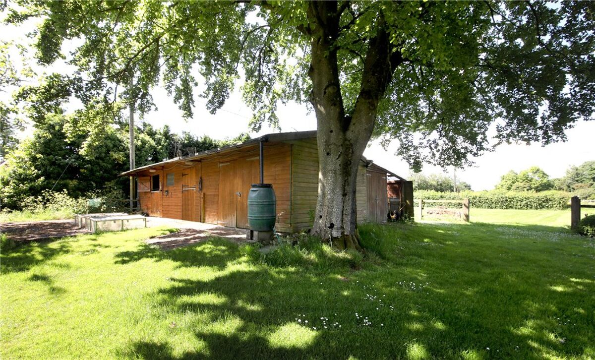 house for sale in Hannington, Tadley, Hampshire, RG26 BSK170212