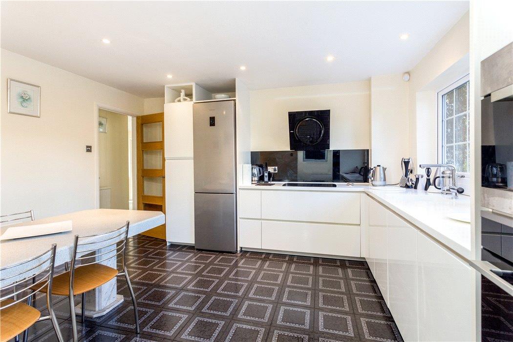 house for sale in Lynch Hill Park, Whitchurch Hampshire RG28