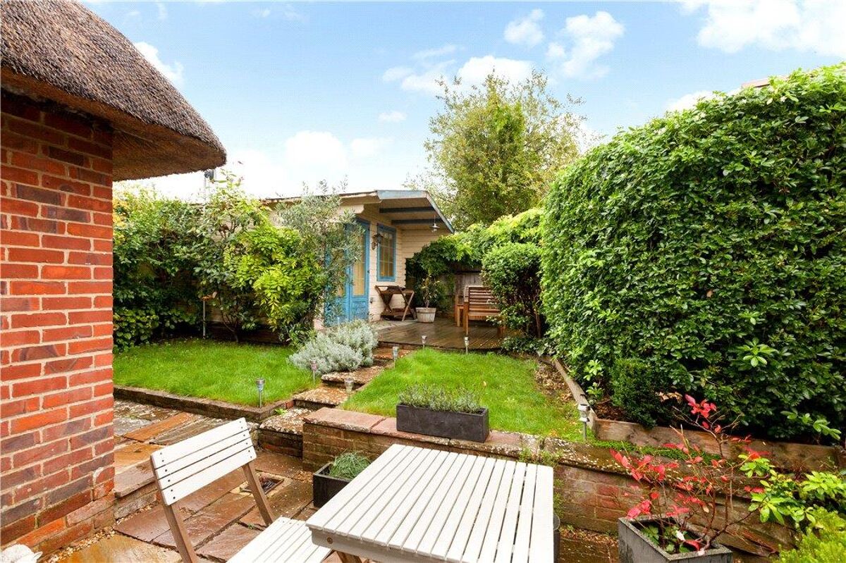 house for sale in 11 Milkingpen Lane, Old Basing, Basingstoke