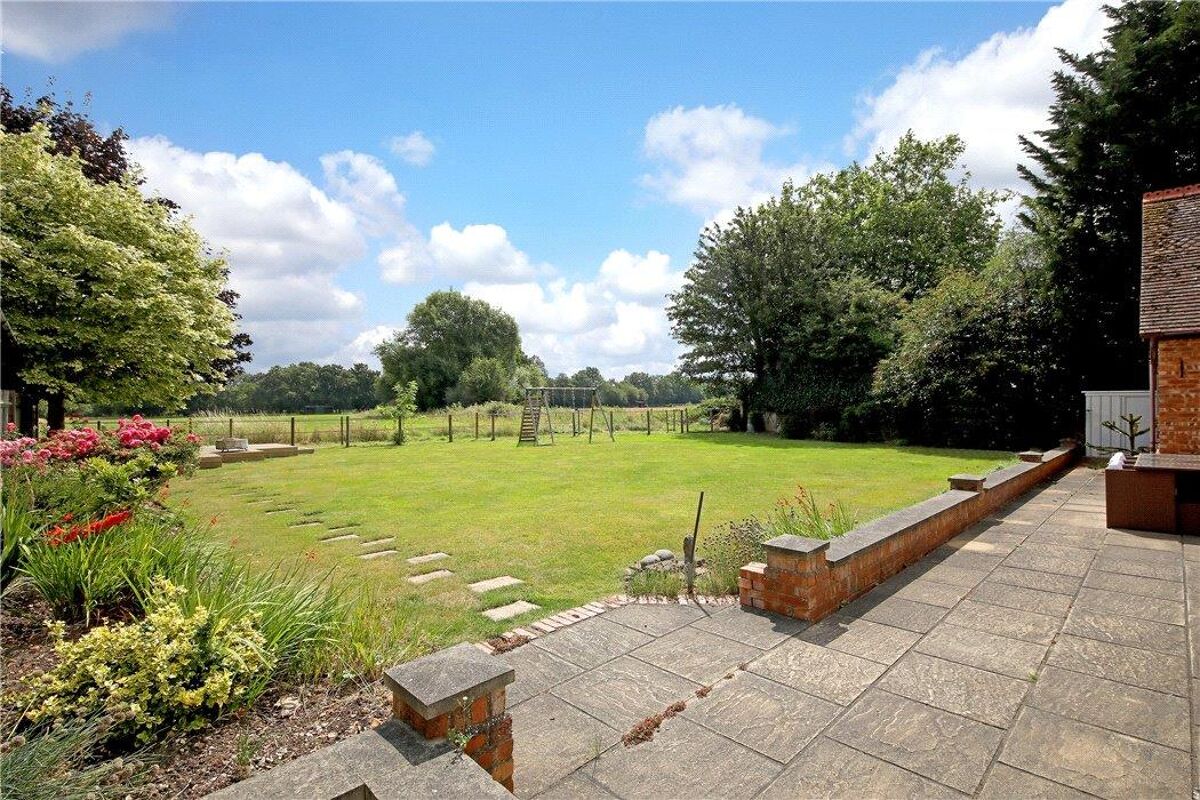 house for sale in The Street, Eversley Hook RG27 BSK190081 Knight Frank