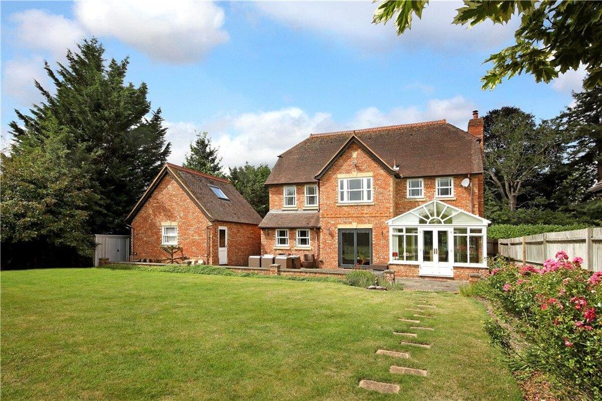 house for sale in The Street, Eversley Hook RG27 BSK190081 Knight Frank