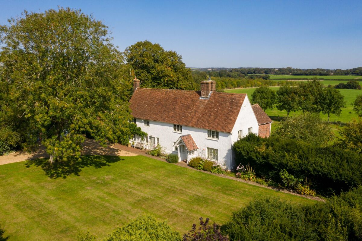 house for sale in Sapley Lane, Overton, Basingstoke, Hampshire RG25