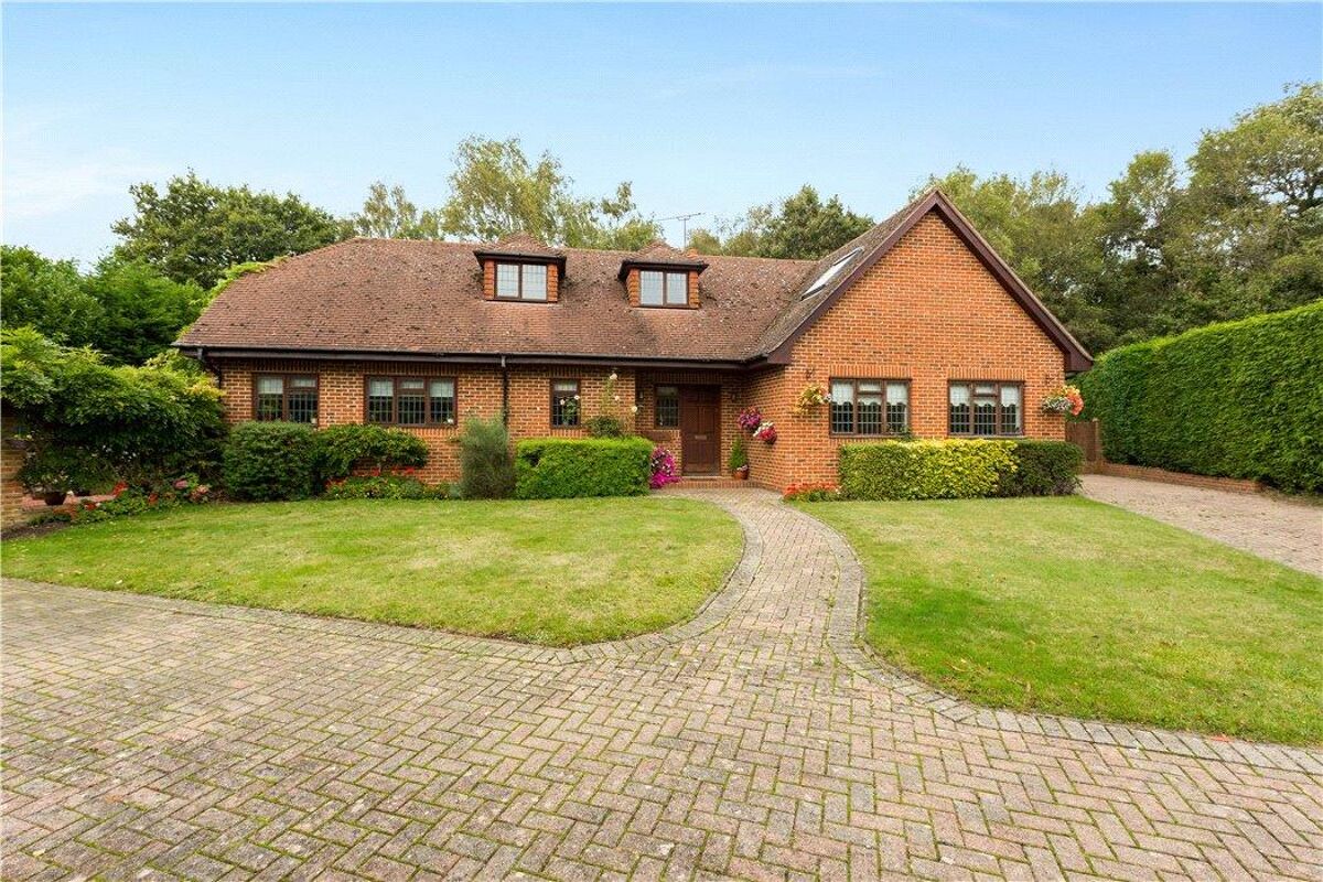 house for sale in Hazeley Bottom, Hartley Wintney, Hook, Hampshire
