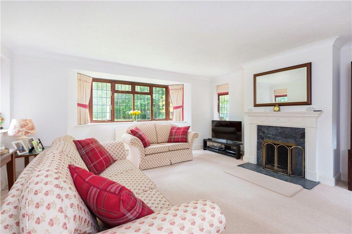 house for sale in Hazeley Bottom, Hartley Wintney, Hook, Hampshire