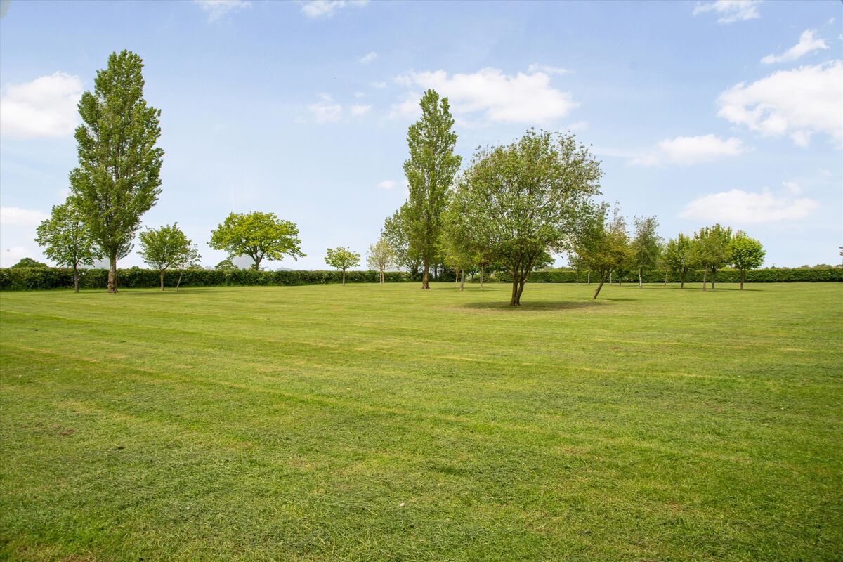 house for sale in Bardfield End Green, Thaxted, Dunmow, Essex, CM6