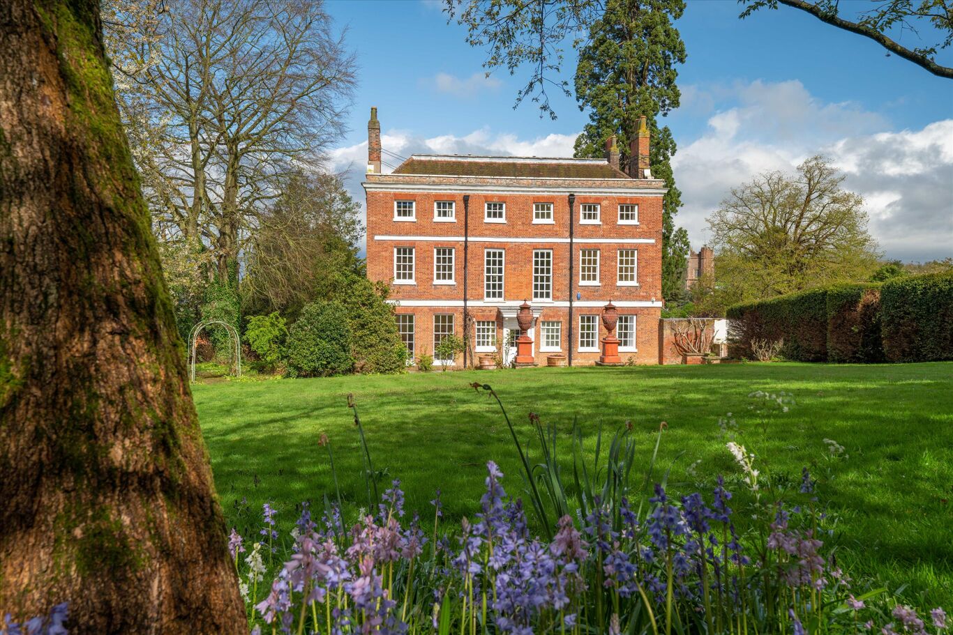 Image of Castle Hedingham, Halstead, Essex, CO9.