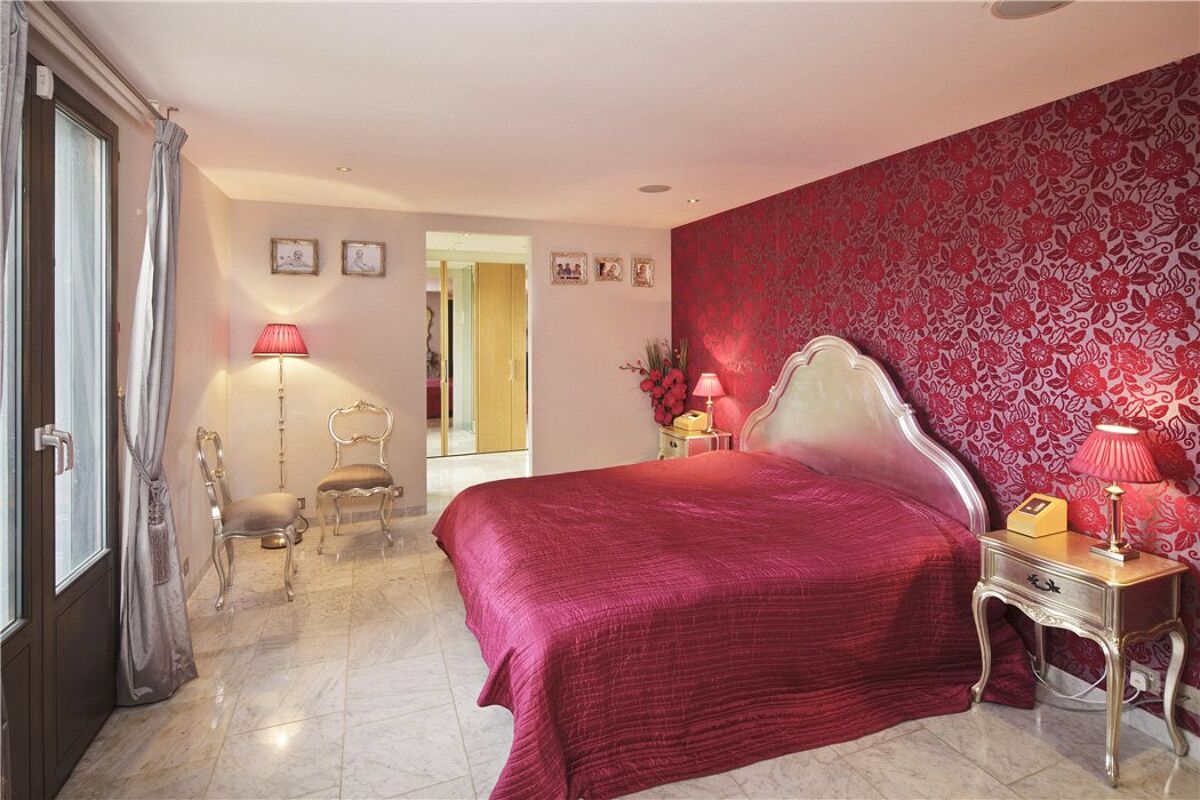 house for sale in Shingay Cum Wendy, Royston, Cambs/Hertfordshire, SG8