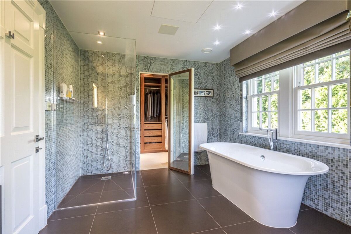 house for sale in Newgate Street, Hertfordshire, SG13 BST150088