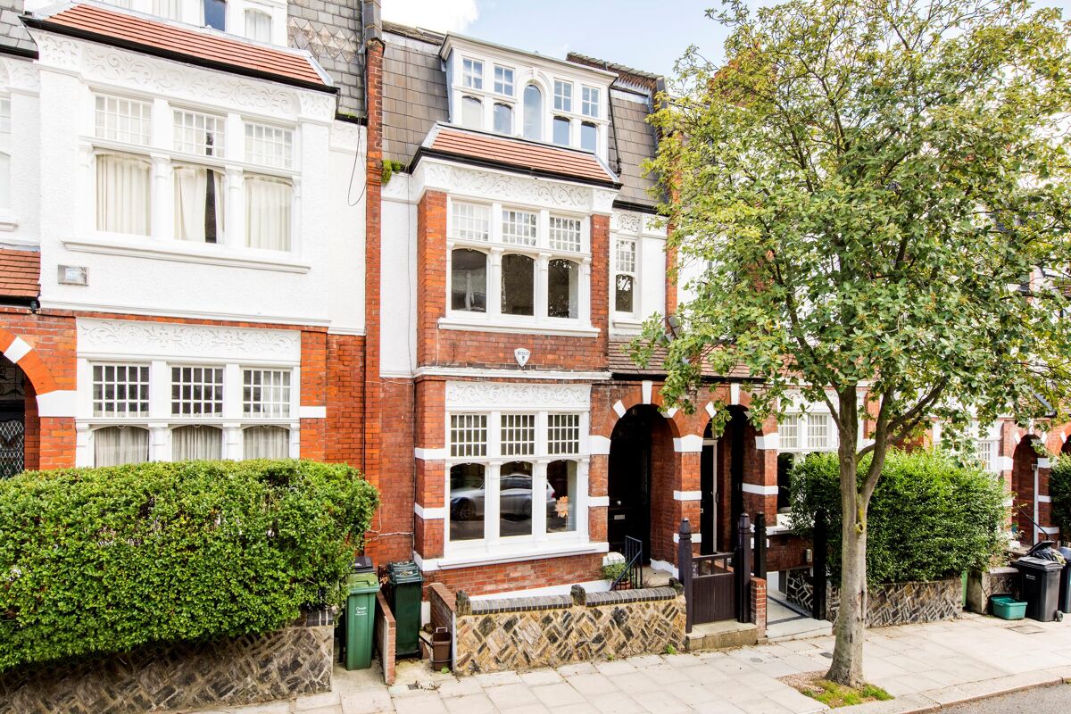 house for sale in Glenmore Road, London, NW3 BSZ012026907 Knight Frank
