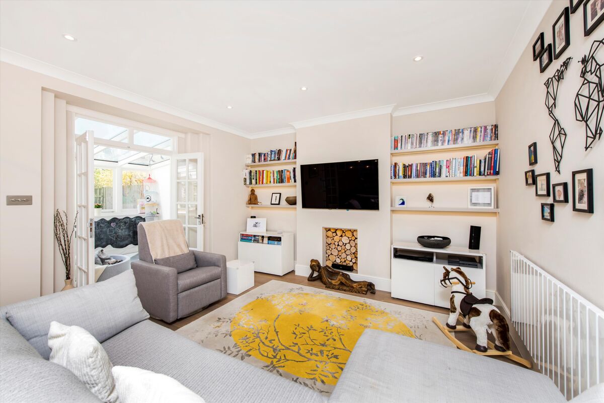 flat for sale in Lawn Road, London, NW3 BSZ012044823 Knight Frank