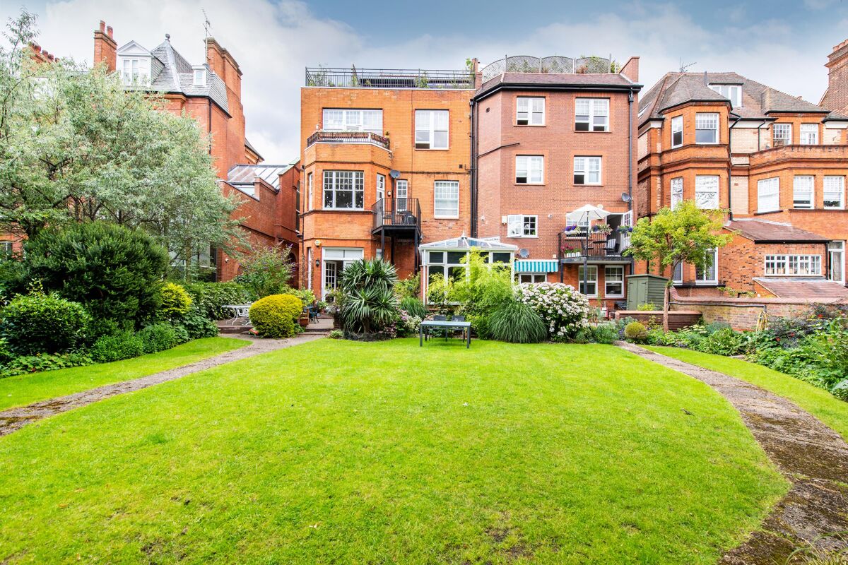 flat for sale in Eton Avenue, London, NW3 BSZ012154906 Knight Frank