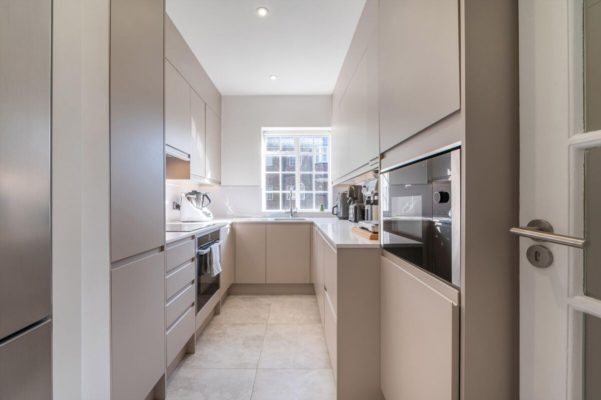 flat for sale in Tudor Close, London, NW3 BSZ012256471 Knight Frank