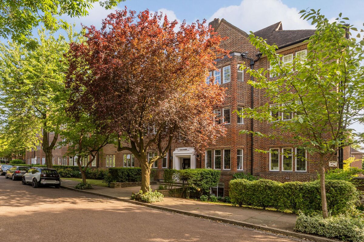 flat for sale in Tudor Close, London, NW3 BSZ012256471 Knight Frank