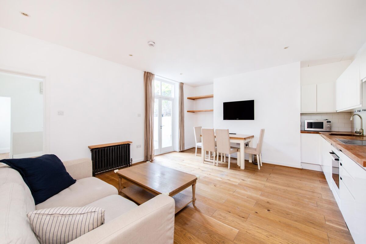 flat for sale in Fellows Road, London, NW3 - BSZ160095 | Knight Frank