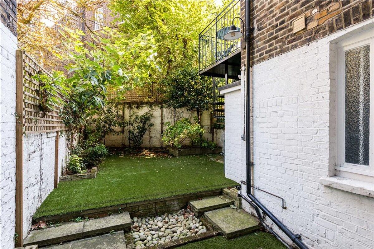 house for sale in Regents Park Terrace, London, NW1 BSZ160171 Knight Frank