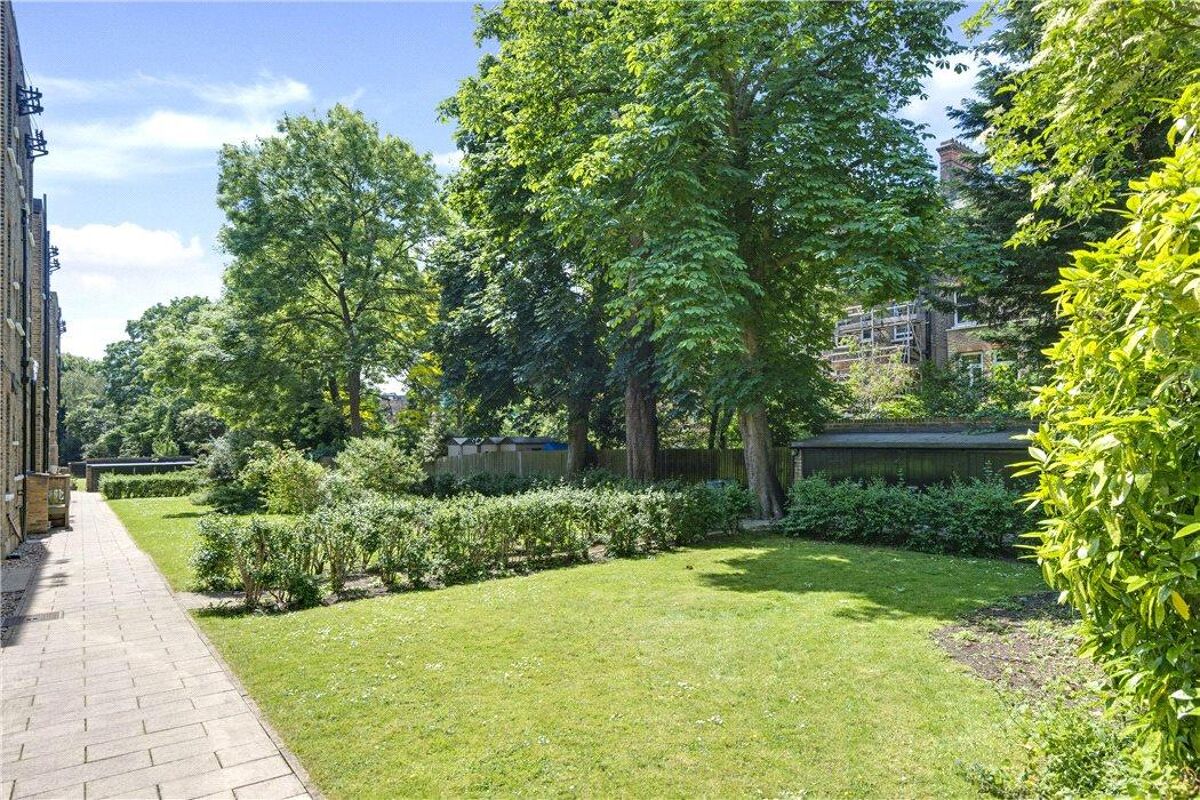 flat for sale in Antrim Mansions, Antrim Road, London, NW3 BSZ160239