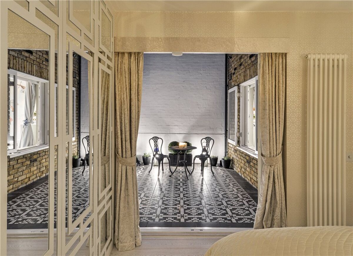 house for sale in Camden Mews, London, NW1 BSZ170059 Knight Frank