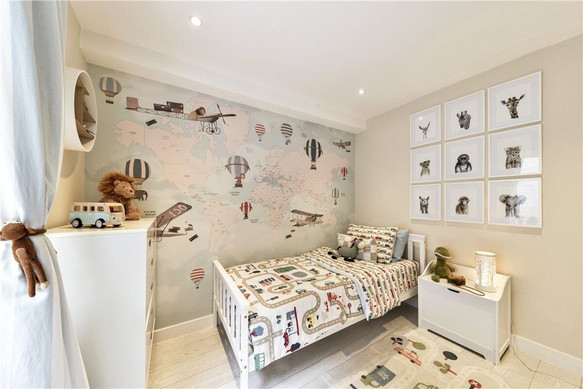 house for sale in Camden Mews, London, NW1 BSZ170059 Knight Frank