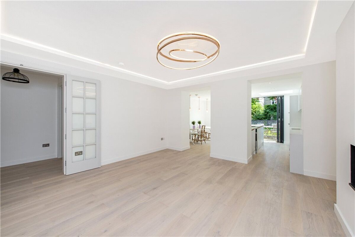 flat for sale in Buckland Crescent, Belsize Park, London, NW3