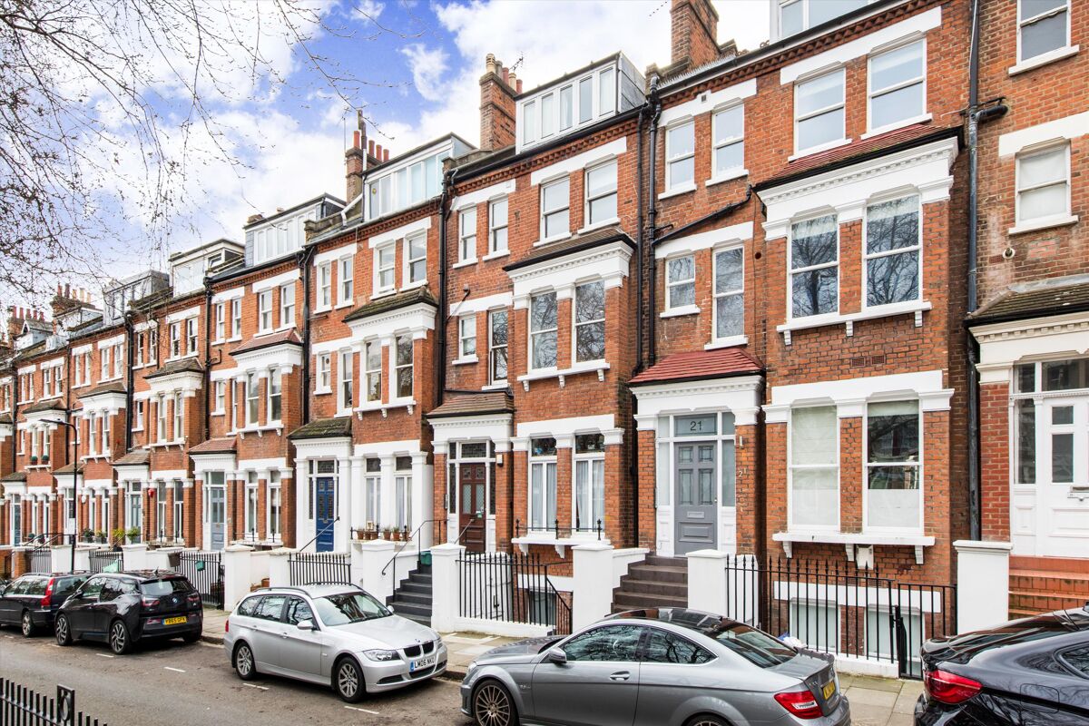 flat for sale in Primrose Gardens, London, NW3 BSZ180125 Knight Frank