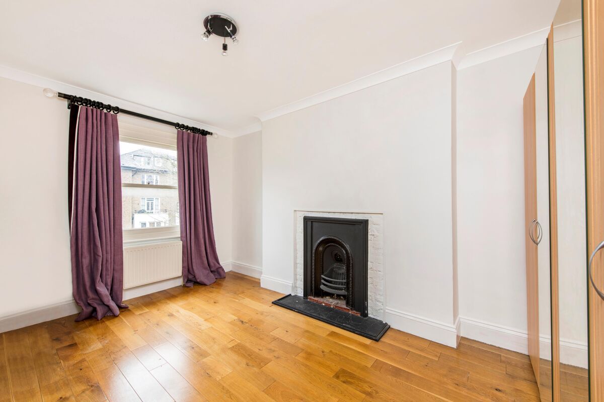flat for sale in Primrose Gardens, London, NW3 BSZ180125 Knight Frank