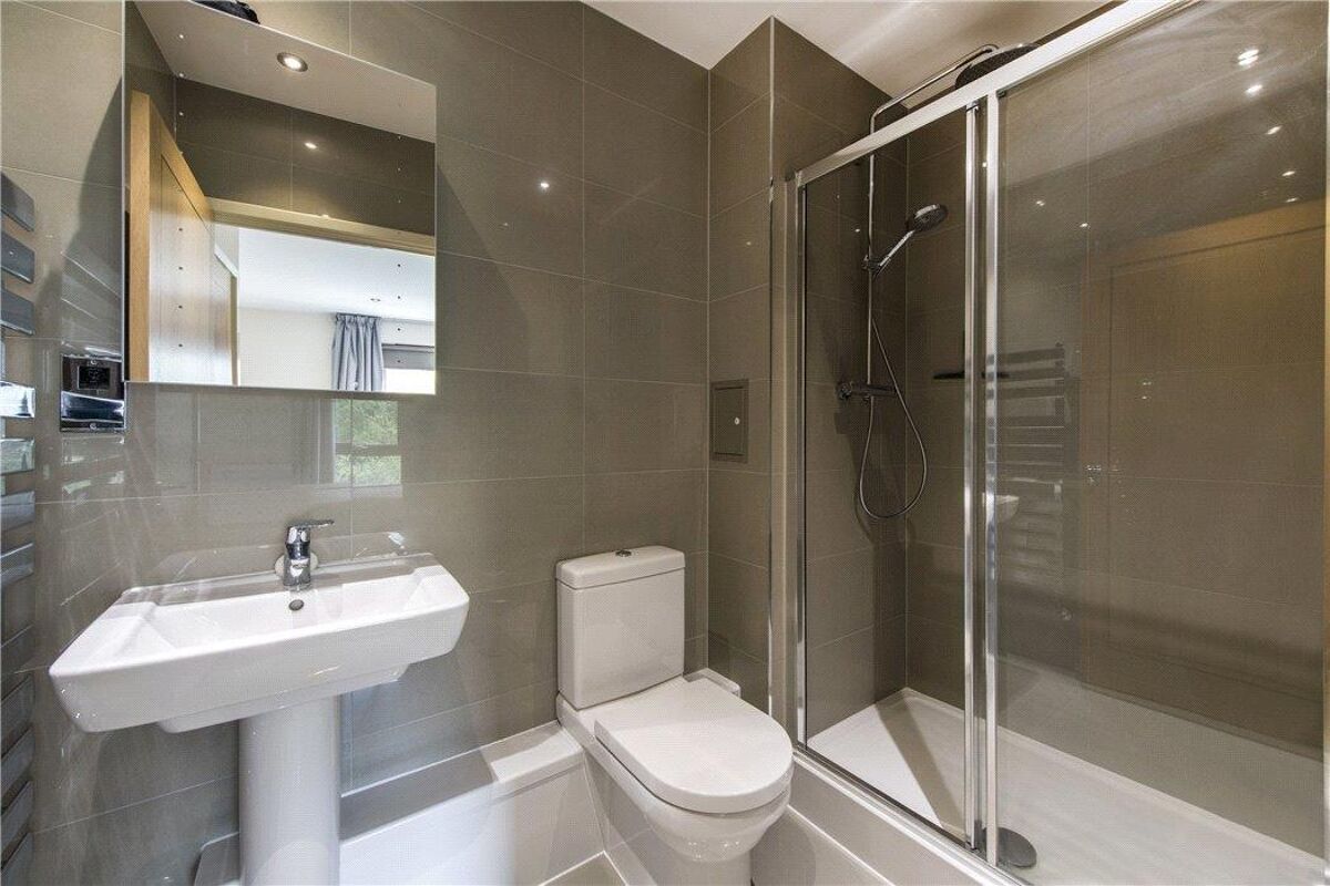 flat for sale in Huxley House, Lawn Road, London, NW3 BSZ180151