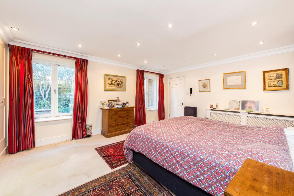 flat for sale in Strathray Gardens, London, NW3 BSZ190041 Knight Frank
