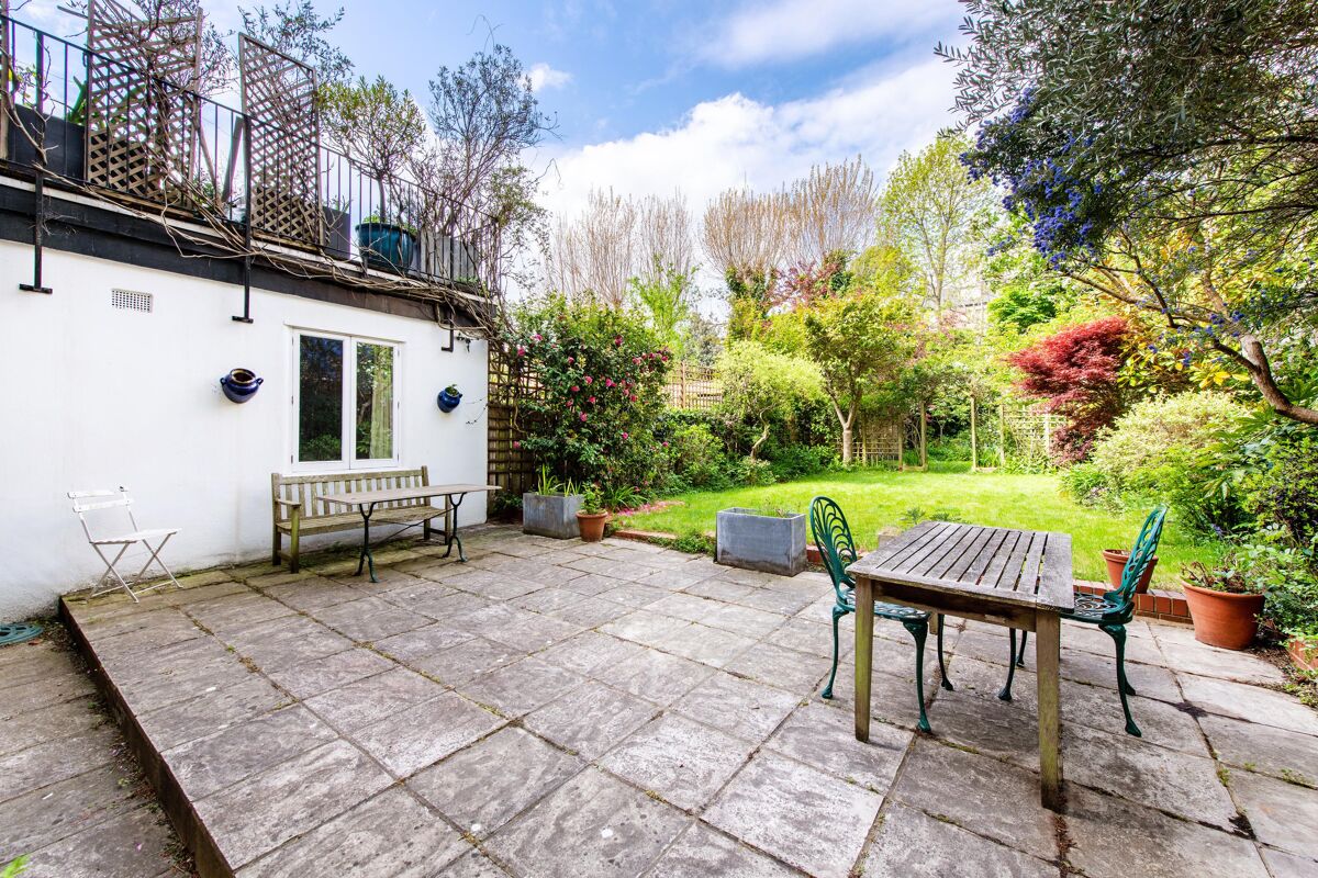 flat for sale in Strathray Gardens, London, NW3 BSZ190041 Knight Frank