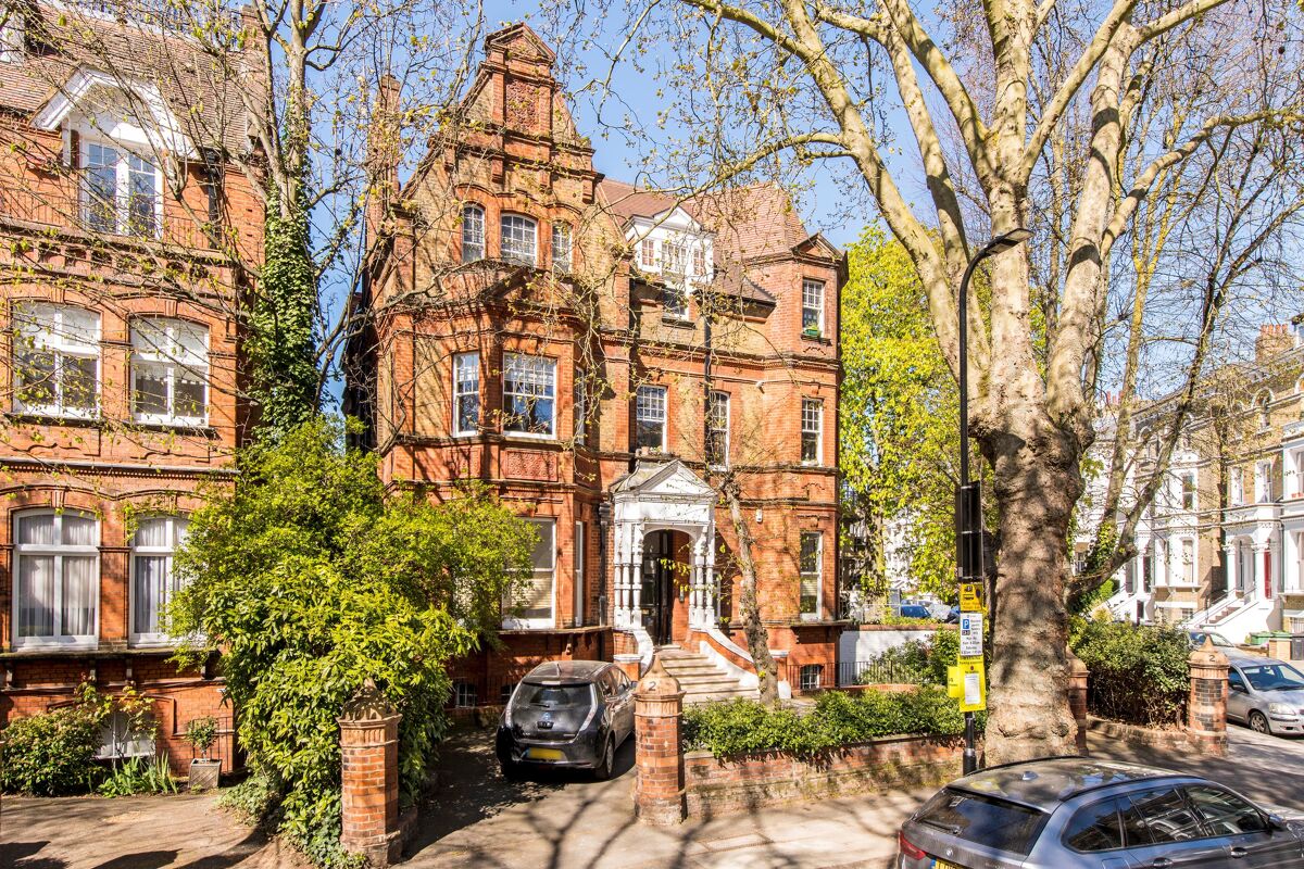 flat for sale in Strathray Gardens, London, NW3 BSZ190041 Knight Frank