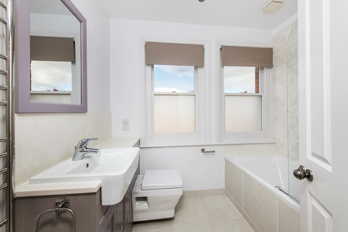 flat for sale in Primrose Gardens, London, NW3 BSZ190061 Knight Frank